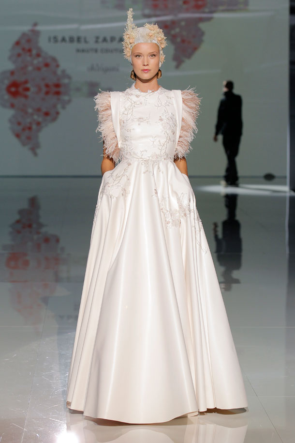 ilovebrides.pt Isabel Zapardiez 2018 Barcelona Bridal Fashion Week 2017